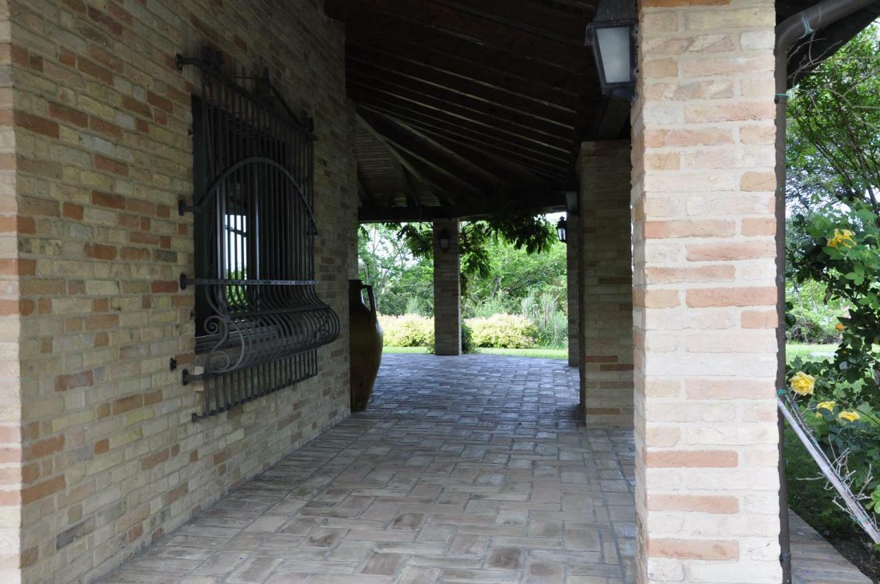 Luci Sui Monti Bed & Breakfast Sarnano Eksteriør bilde