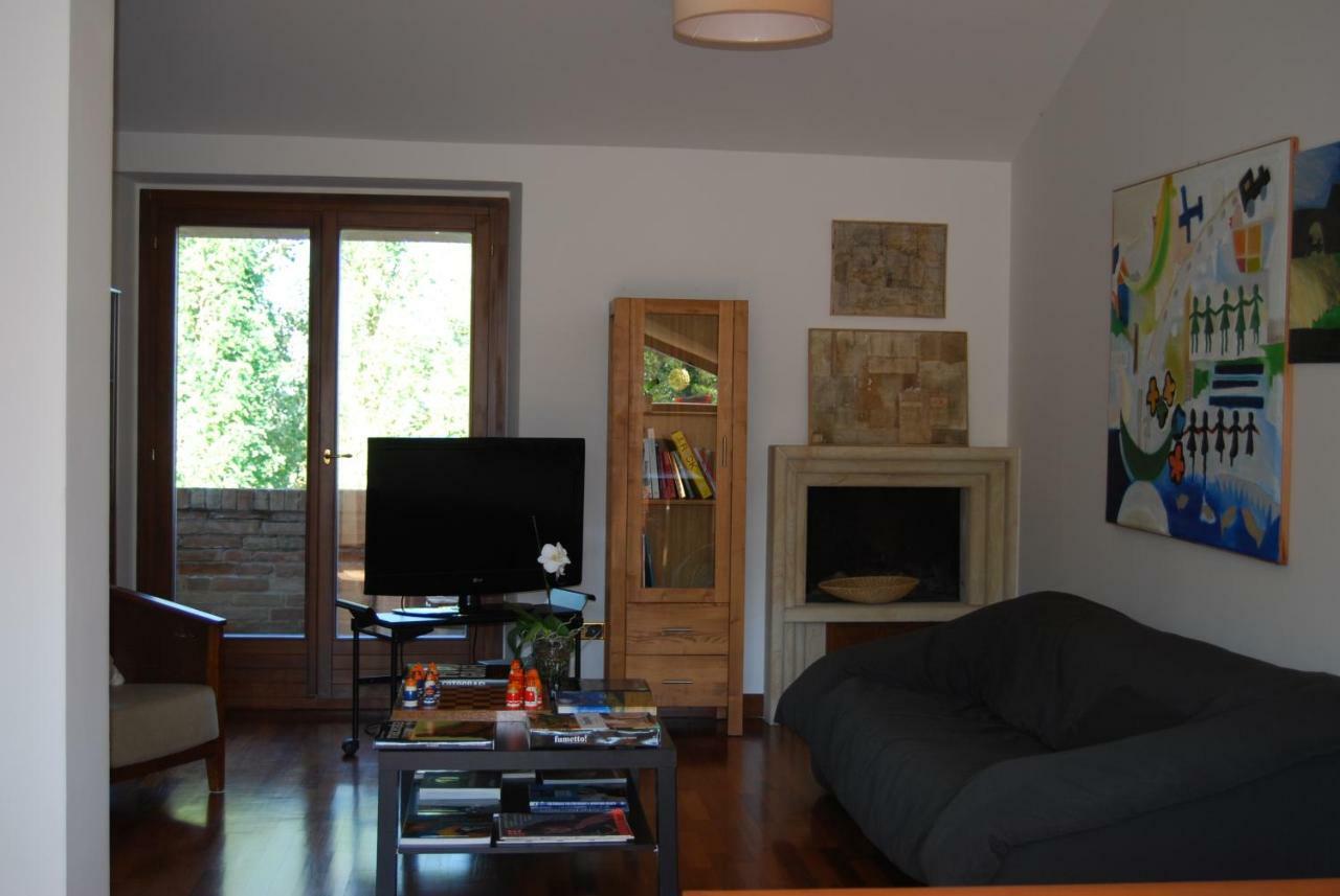 Luci Sui Monti Bed & Breakfast Sarnano Eksteriør bilde